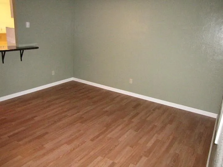 2657 Riverside Blvd #7B — Photo 8
