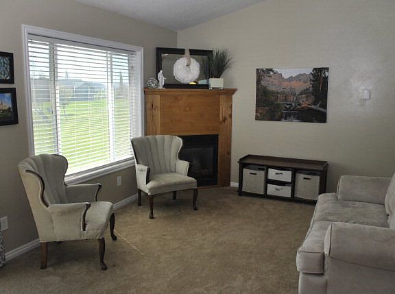 3rd image of 4546 Juniper Ave