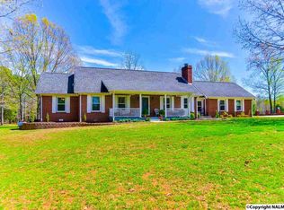 143 Timberwind Dr, New Market, AL 35761