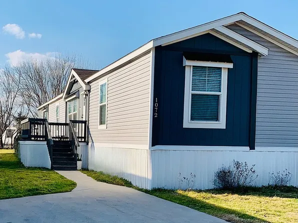 617 Holfords Prairie Rd Trailer 1072, Lewisville, TX 75056