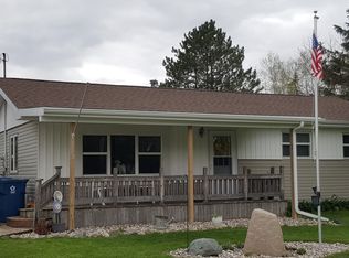 4994 E River Rd, Freeland, MI 48623