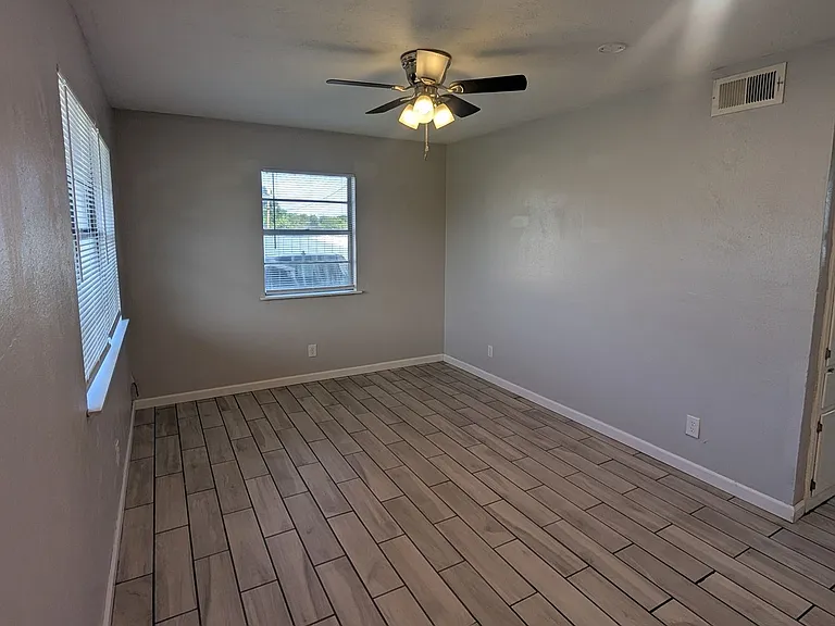 4308 Zephyr Rd — Photo 17