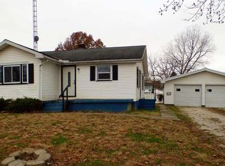 208 S Walnut St, Huntingburg, IN 47542