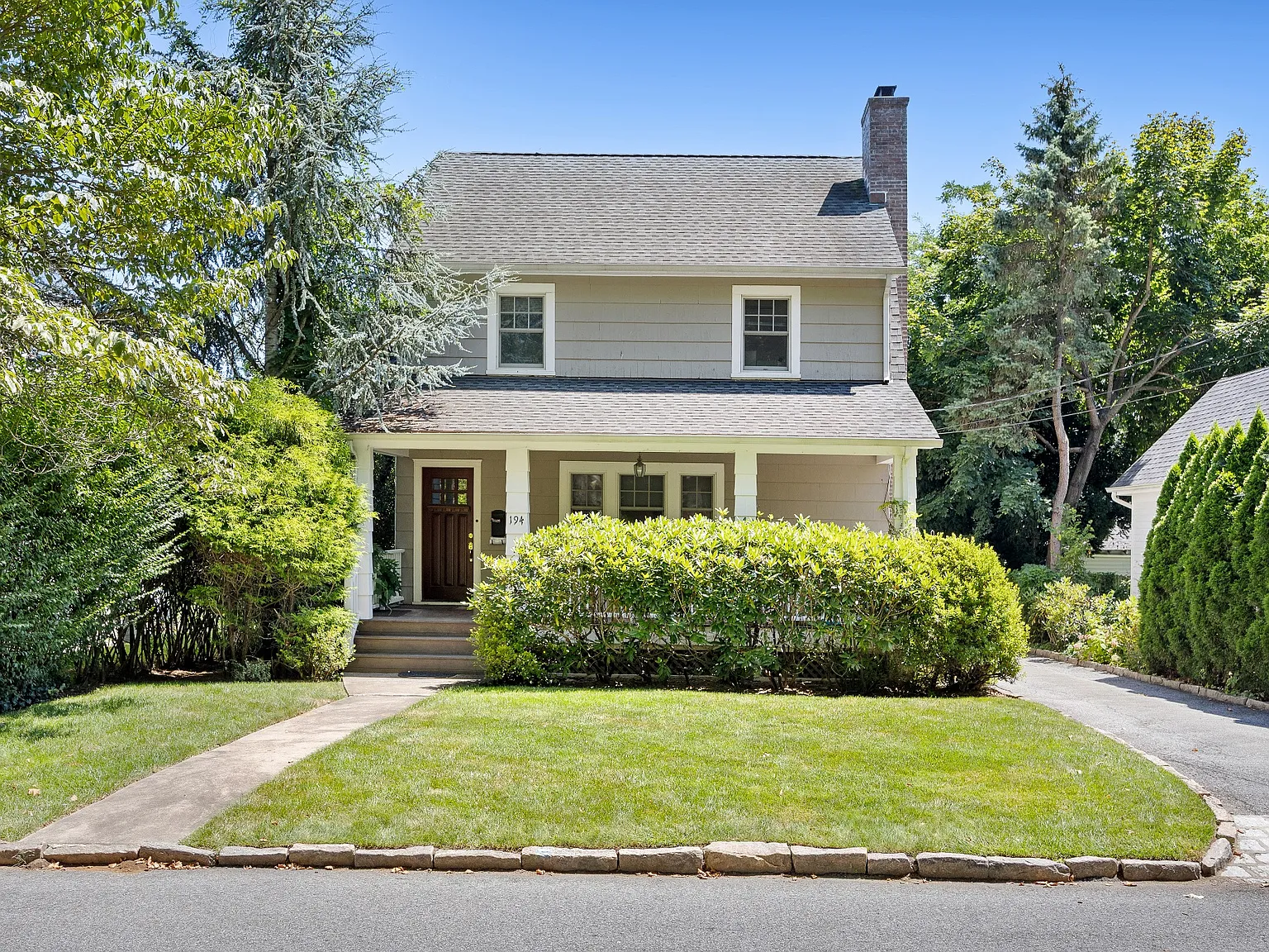 3 bed, 2.5 bath, 1965 sqft, $7,000 — Photo 1