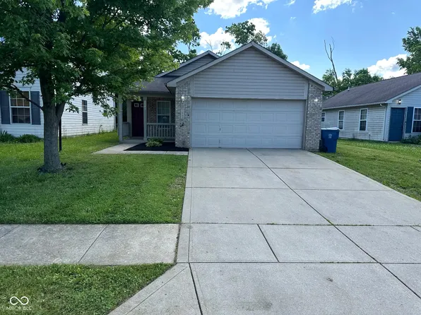 3861 Candle Berry Dr, Indianapolis, IN 46235