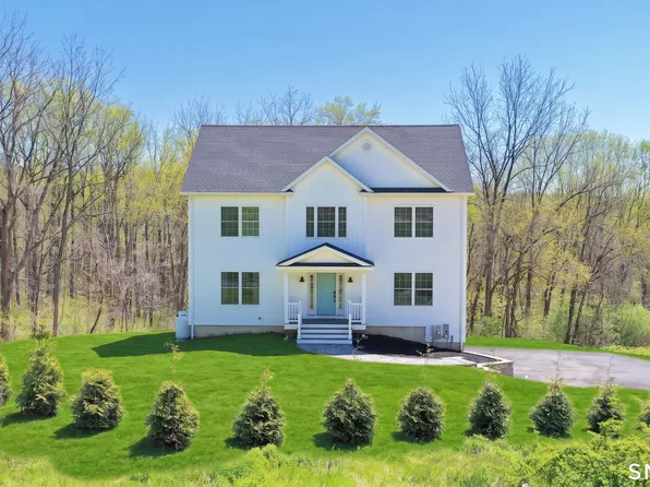 218 Quaker Farms Road, Oxford, CT 06478