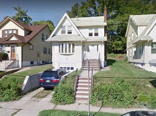 688 Chestnut Ave, Teaneck, NJ 07666