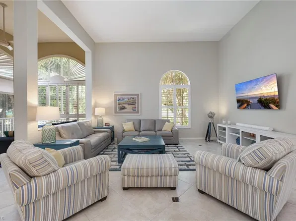 1505 Clermont DR #B202, NAPLES, FL 34109