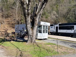 4229 E Pkwy #385, Gatlinburg, TN 37738