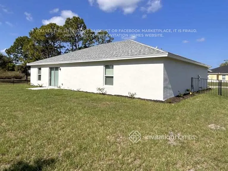 16083 Minorca Dr — Photo 20