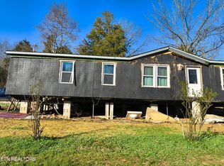 134 Skyview Rd, Speedwell, TN 37870