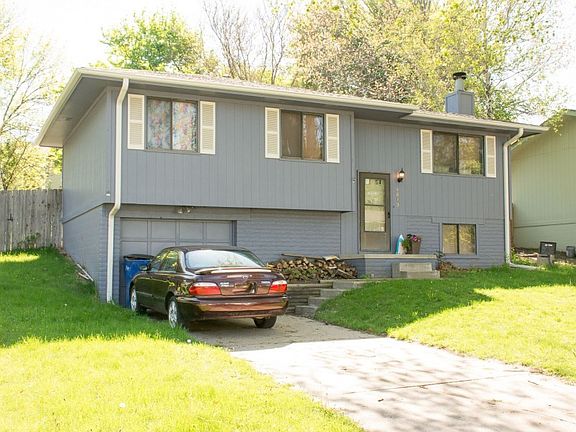 2nd image of 6619 S 153rd St