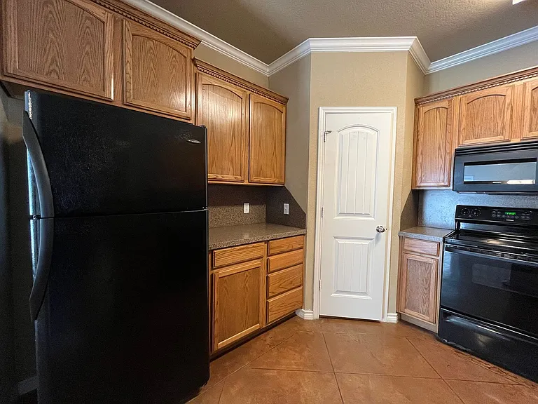 3016 Beauford St — Photo 8
