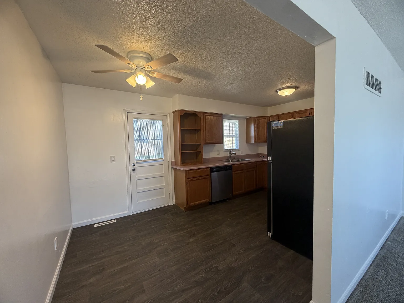 1112 Olive Street - 1 — Photo 3