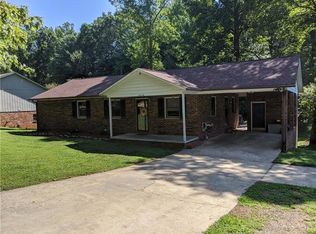 4356 Magnolia Ln, Hudson, NC 28638