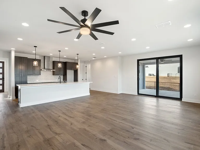 711 N Paleface Ranch Rd — Photo 3