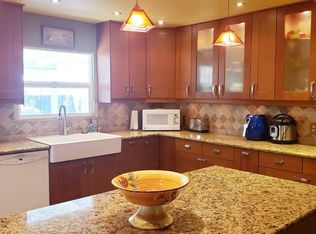 3823 E Sunny Rd, Stockton, CA 95215