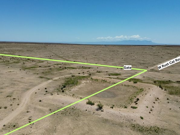 W Rusty Cat Rd, Salt Flat, TX 79847