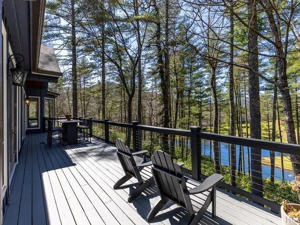 118 Cottonwood Court, Sapphire, NC 28774