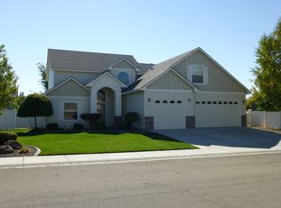 387 W Cave Bear St, Meridian, ID 83642