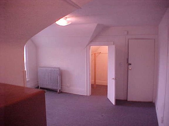 2nd image of 209 E Mifflin St APT 1