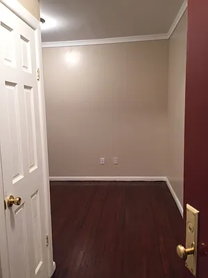 Rented by Living Dream Realty | media 18