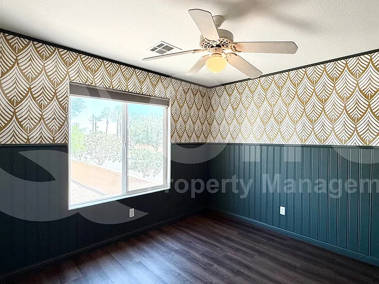 800 N Soho Pl — Photo 17