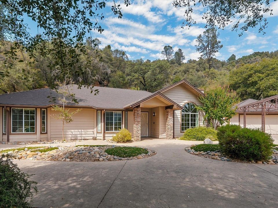 1st image of 52171 Echo Valley View Ct