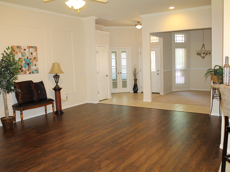 1st image of 1121 NW 190th Pl
