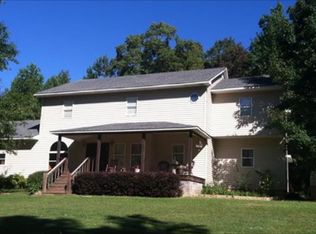 1336 Mountain View Rd, Toccoa, GA 30577