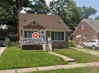 8669 Grayfield St, Dearborn Heights, MI 48127