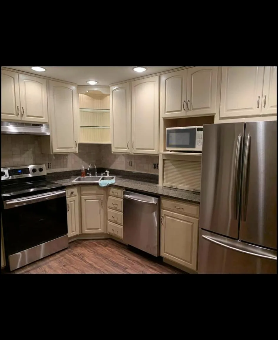 4 bed, 2048 sqft, $2,800 — Photo 2