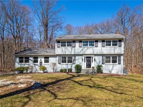 26 Snowberry Lane, Wilton, CT 06897