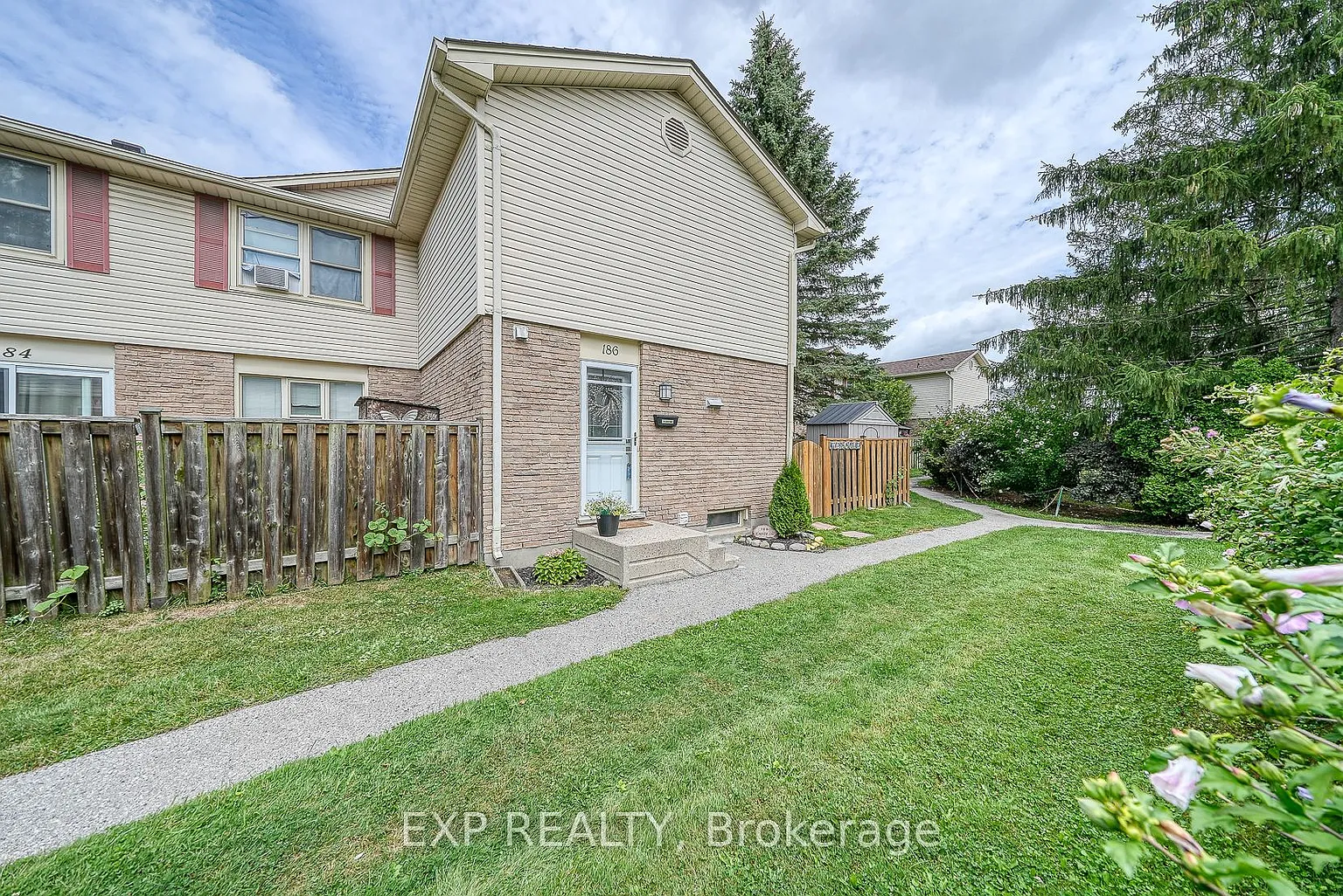 230 Clarke Rd #186 photo 1