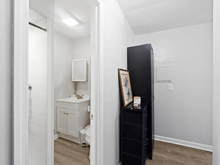 130 Adams St #2 — Photo 11