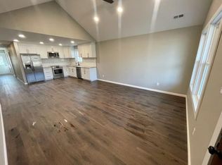 386 SE 11th Rd, Warrensburg, MO 64093