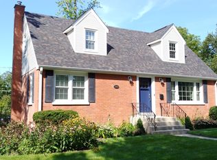 322 S Summit St, Wheaton, IL 60187