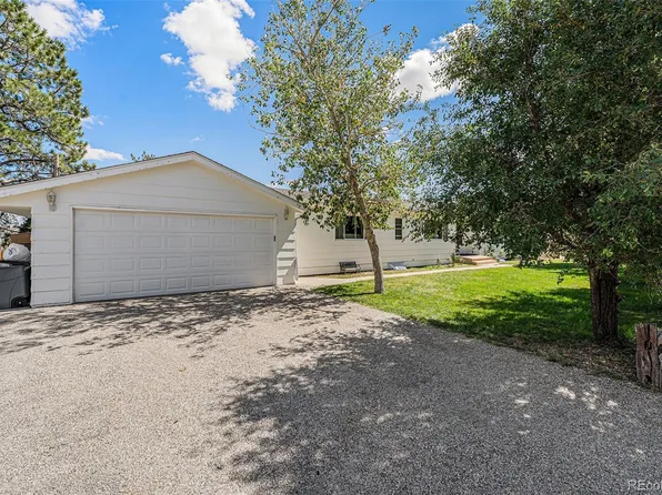 610 6th Street, Bennett, CO 80102