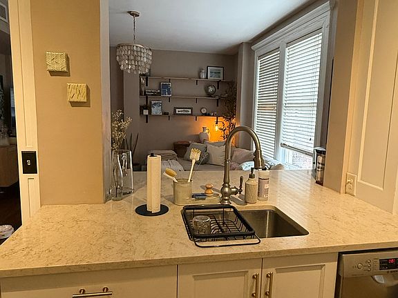 5th image of 746 N Highland Ave NE APT 4