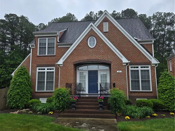 383 Emily Dickinson S, Newport News, VA 23606