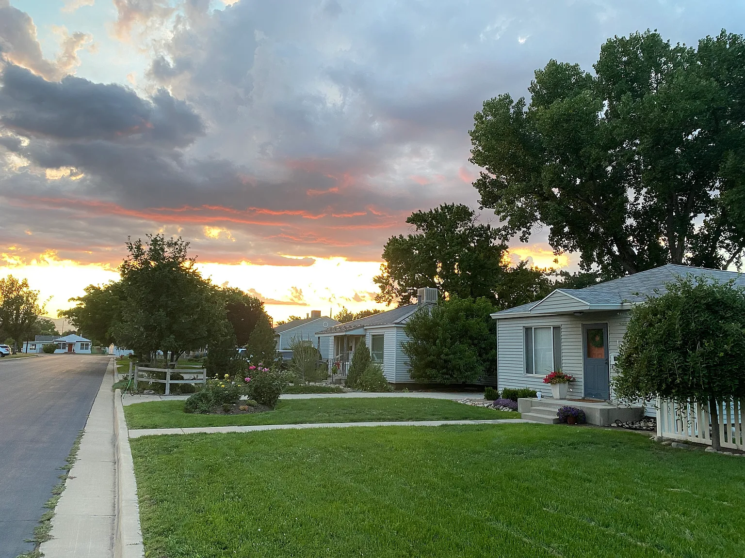 4 bed, 1800 sqft, $2,300 — Photo 1
