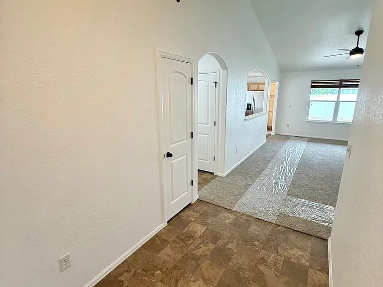 7545 Back Stretch Dr — Photo 4