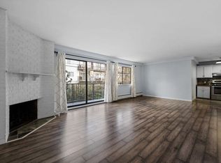 236 W 2nd St #210, North Vancouver, BC