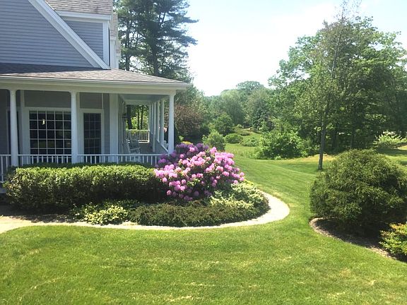 2nd image of 7 Winslow Ln