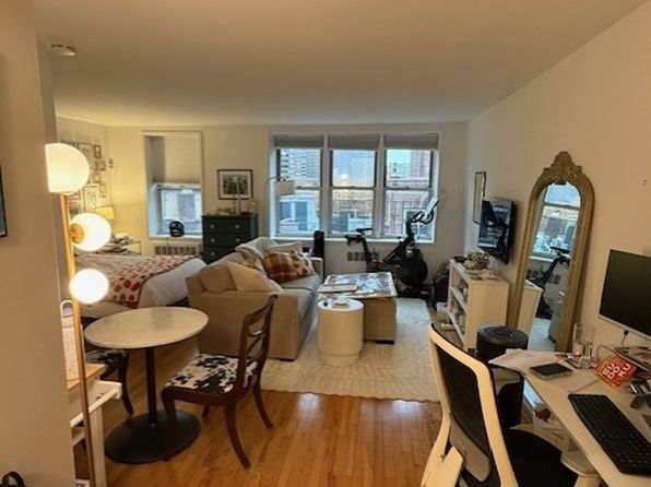 320 W 30th St APT 7L