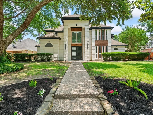 1806 Quiet Country Ct, Kingwood, TX 77345