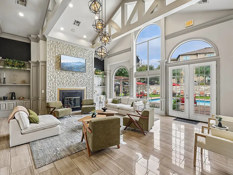 Regency Dell Ranch Apartments — Photo 39