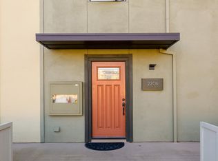 2206 Admiralty Ln, Foster City, CA 94404