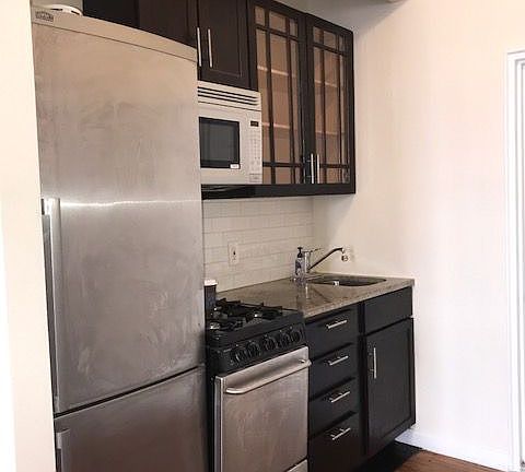 4th image of 1494 2nd Ave APT 2A