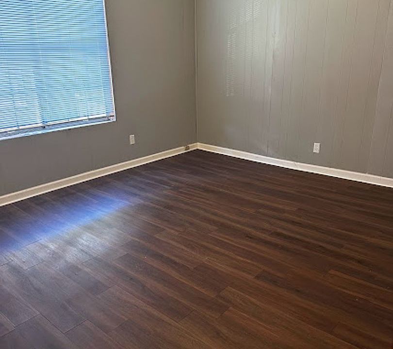1st image of 1530-1532 Dartmouth Duplex